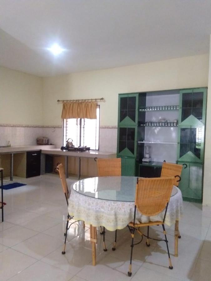 Villa Brastagi Resort Jalan Mimpin Tua Blok C No. 41 Berastagi Ngoại thất bức ảnh